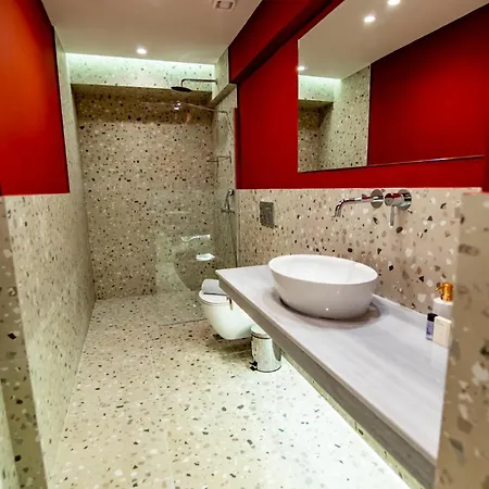 Belle - Luxury At Monastiraki Railway Station