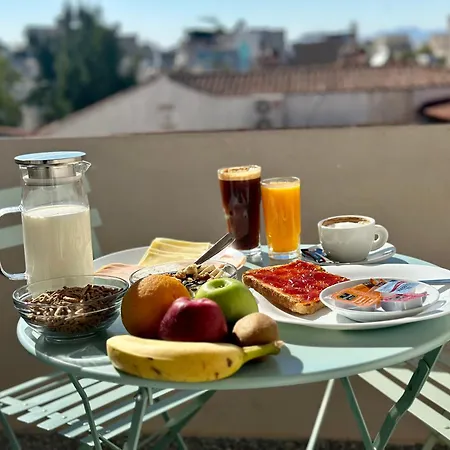 Hotel Belle - Luxury At Monastiraki Railway Station