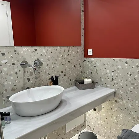 Hotel Belle - Luxury At Monastiraki Railway Station