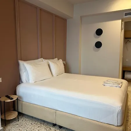 Belle - Luxury At Monastiraki Railway Station