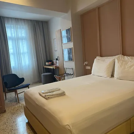 Hotel Belle - Luxury At Monastiraki Railway Station *